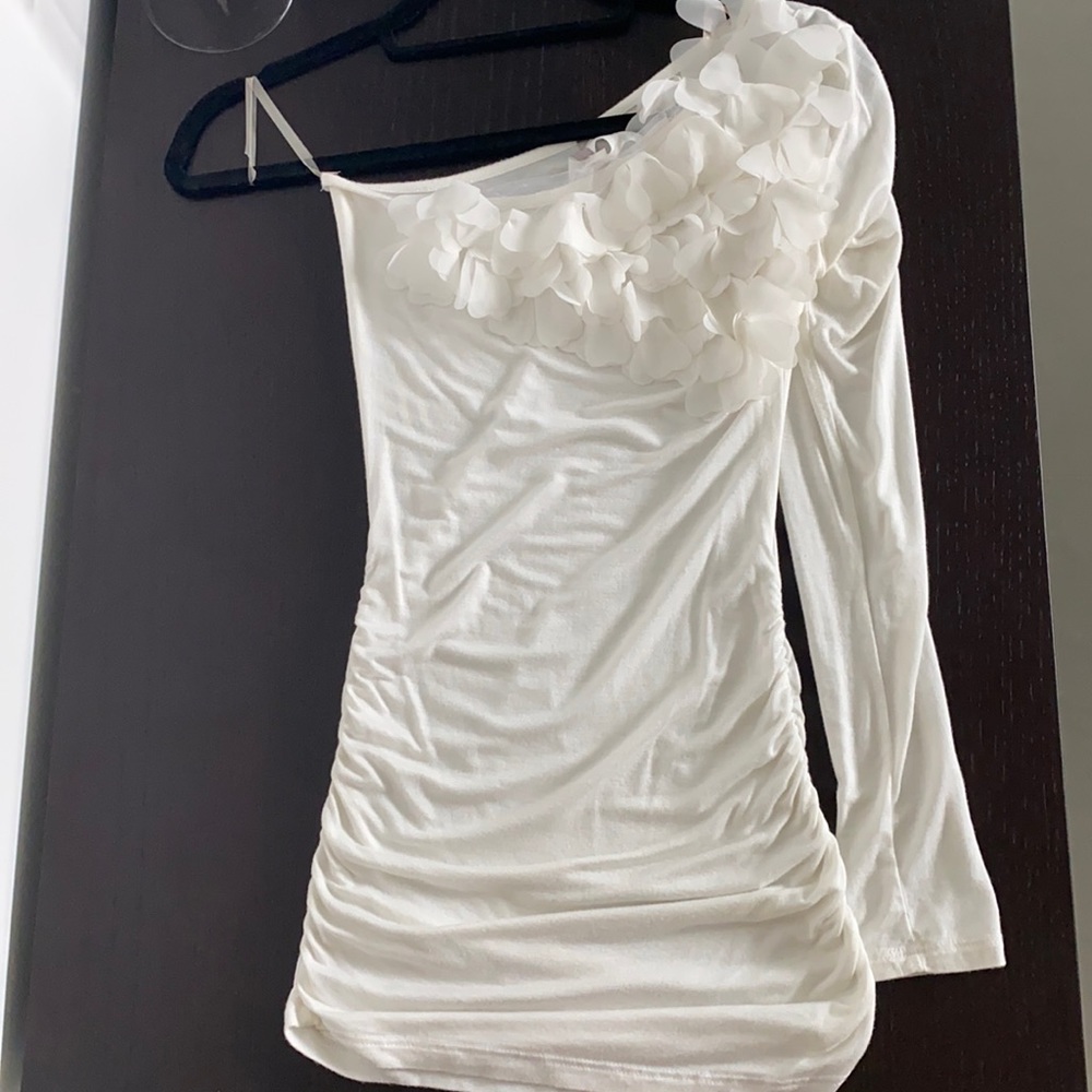 Women small One shoulder long sleeve white/ivory top rushed sides rayon spandex